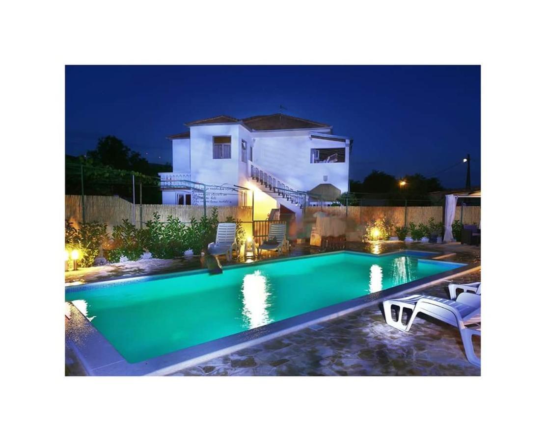 Villa Roza 2 Marina Buitenkant foto