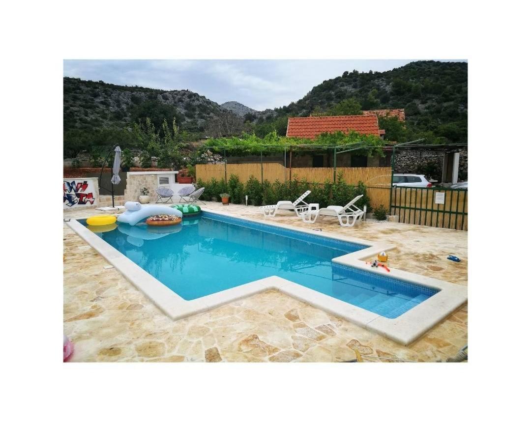 Villa Roza 2 Marina Buitenkant foto